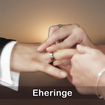 Heiraten in Strasburg (Uckermark) - Tipps für Eure Eheringe